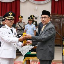 Baru Dilantik Jadi Pj Bupati Kampar, Muhammad Firdaus Hadiri Acara KPK di Balai Serindit