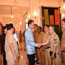 Ikuti Rakor Bersama Jokowi, Pj Bupati Firdaus: Siap Sukseskan Agenda Nasional di Kampar