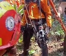 Terpeleset Masuk Sumur 15 Meter, Warga Cicantayan Selamat Dievakuasi