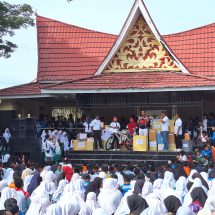 Sambut Hari Guru Nasional, PC PGRI Kampar Gelar Jalan Santai