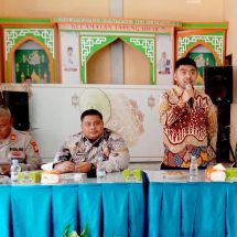 Acara Pisah Sambut Camat Tapung Hilir di Warnai Suasana Haru
