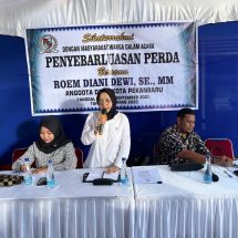 Galeri DPRD Pekanbaru:Penyebarluasan Perda 14 Tahun 2018, Roem Diani Dewi Laksanakan Sosper