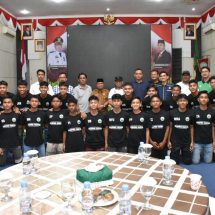 Pemda Kampar Lepas Keberangkatan Tim PSBS Bangkinang Wakili Provinsi Riau U-17 di Jawa Timur