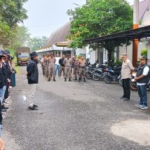 Bawaslu Kampar Gendeng Satpol PP, Gelar Apel Siaga Masa Tenang Pemilu 2024 dan Penertiban APK