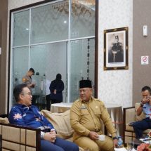 Gebyar AKS Provinsi Riau, Pj Sekda Kampar Sambut Langsung Kepala BKKBN Pusat di Bandara SSK II