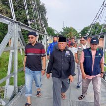Pj Sekda Kampar Jenguk Keluarga Korban dan Tinjau Lokasi Anak Hanyut Di Sipungguk