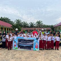 Dukung Kemajuan Pendidikan, PT EMP Energi Gandewa Salurkan Paket Bantuan Meja Kursi untuk SDN 003 Desa Senama Nenek, Kecamatan Tapung Hulu Kabupaten Kampar