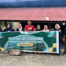 PT EMP Energi Gandewa Dorong Pemberdayaan Masyarakat Desa Senama Nenek Melalui Program Pengelolaan Ikan Air Tawar
