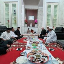 Hari Pertama Buka Puasa, Sekda Kampar Hambali Undang Imam Mesir Syaikh M Ali Ibrahim di Rumah Dinas
