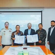 Tandatangani MoU Pembangunan dan Pengelolaan WTP dan WWTP Antara PT PPK dengan NRCO (M) SDN BHD dI KIKT