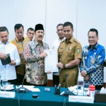 Bupati Kampar Ahmad Yuzar Bersama Gubernur Riau Kunjungan Kerja Ke Bappenas   
