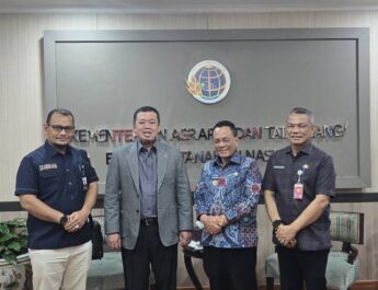 Bupati Rohil H. Bistamam Temui Menteri ATR/BPN, Percepat Persetujuan Substansi RTRW