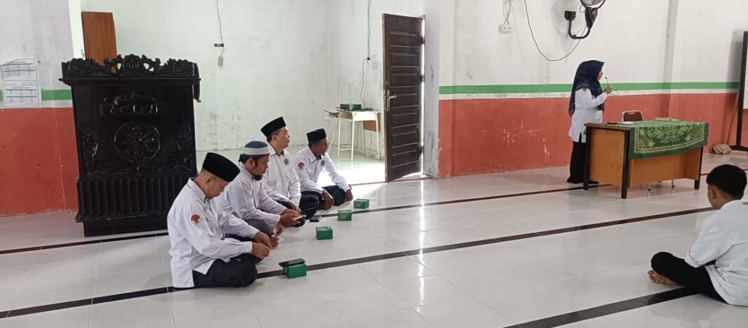 KUA Salo Bina Karakter Santri Lewat Program BRUS di Ponpes Insan Cendekia