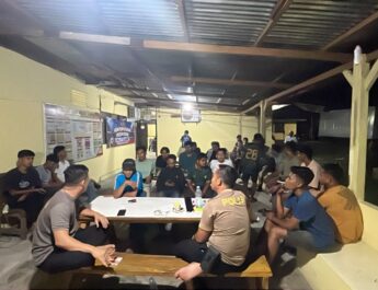 Tuntut Pembebasan Warga, Puluhan Masyarakat Sungai Jalau Geruduk Polsek Kampar