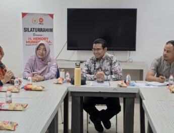 Pererat Silaturahmi Jelang Pengukuhan, Hendry Munief Terima Silaturahmi Himpunan Siompu Kampar Riau